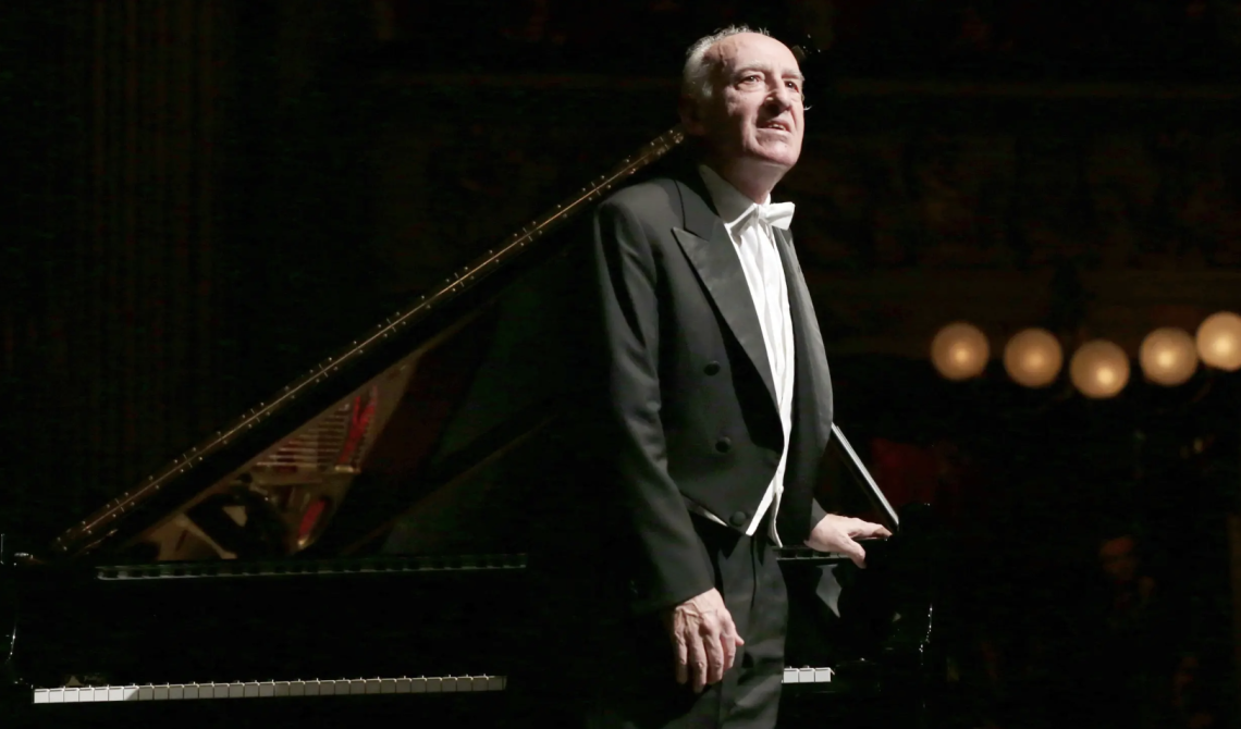 Maurizio Pollini: La Morte di un Maestro del Pianoforte