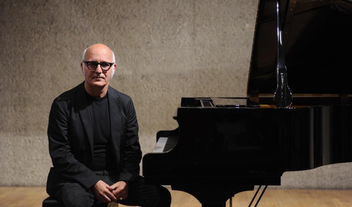 Ludovico Einaudi incanta Venezia: il tour mondiale fa tappa in Piazza San Marco