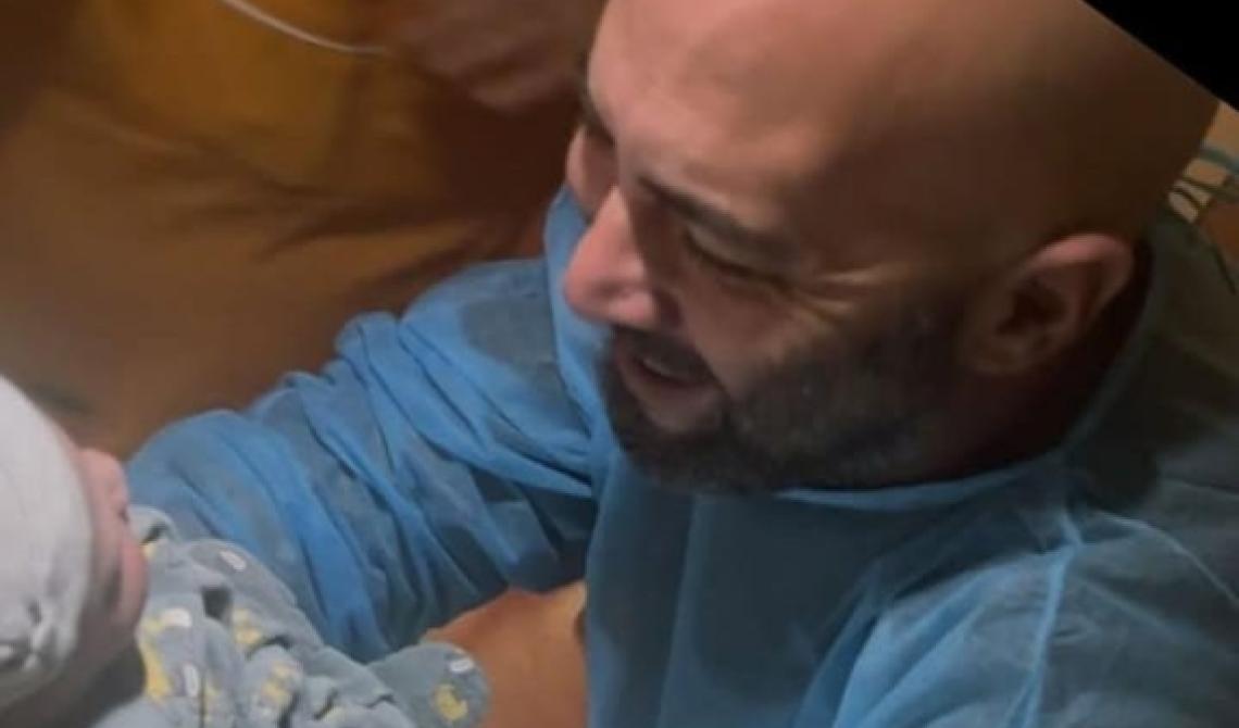 Fiocco azzurro per Giuliano Sangiorgi: è nato Michele, il secondo figlio del leader dei Negramaro