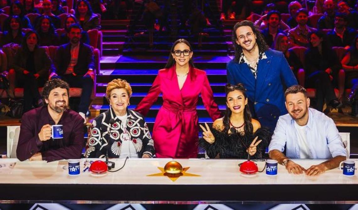 Alessandro Cattelan entra nella giuria di Italia’s Got Talent: sarà la vera novità della nuova edizione