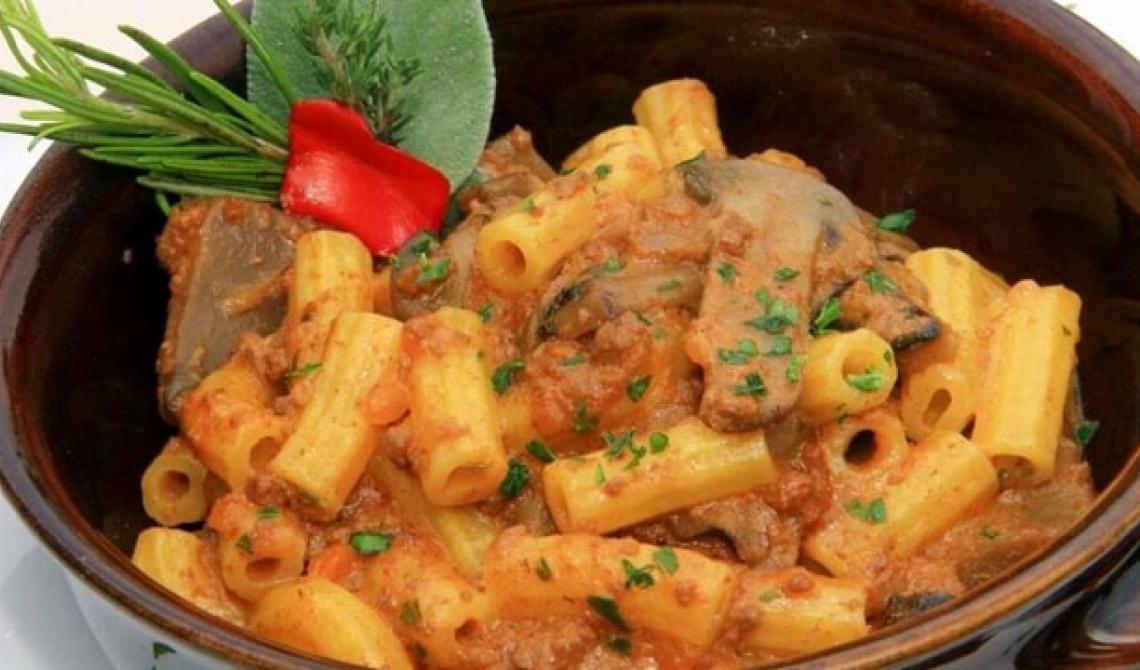Festa di San Giovanni, Sagra dei Bucatini alla Lughese