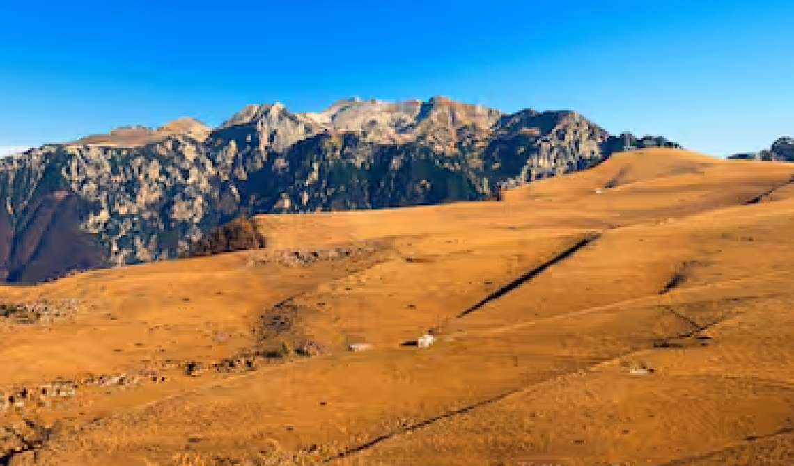 La magia del solstizio: escursione serale nella Valle delle Sfingi