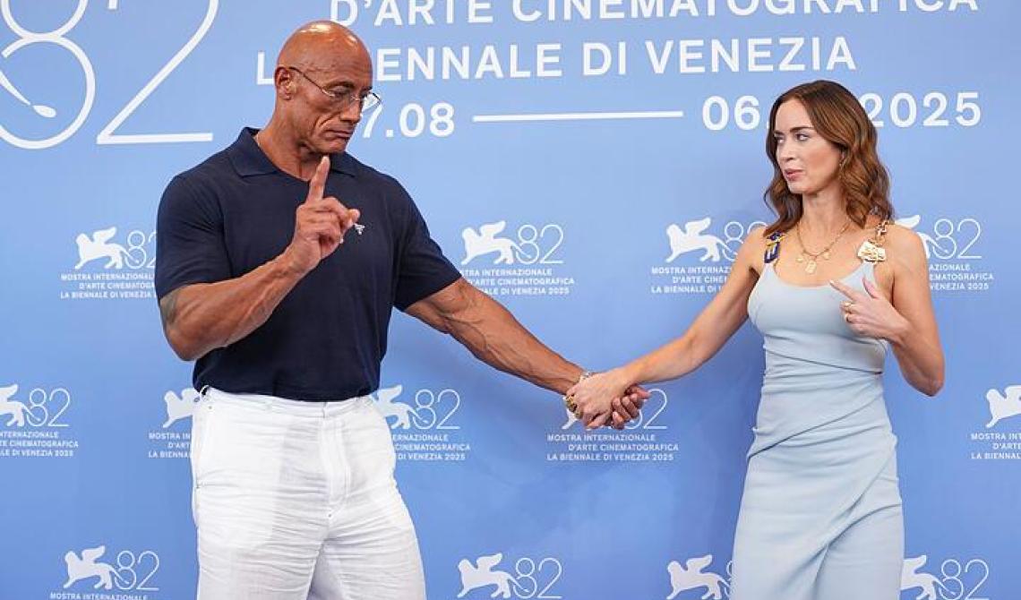 "The Smashing Machine" lascia il segno a Venezia