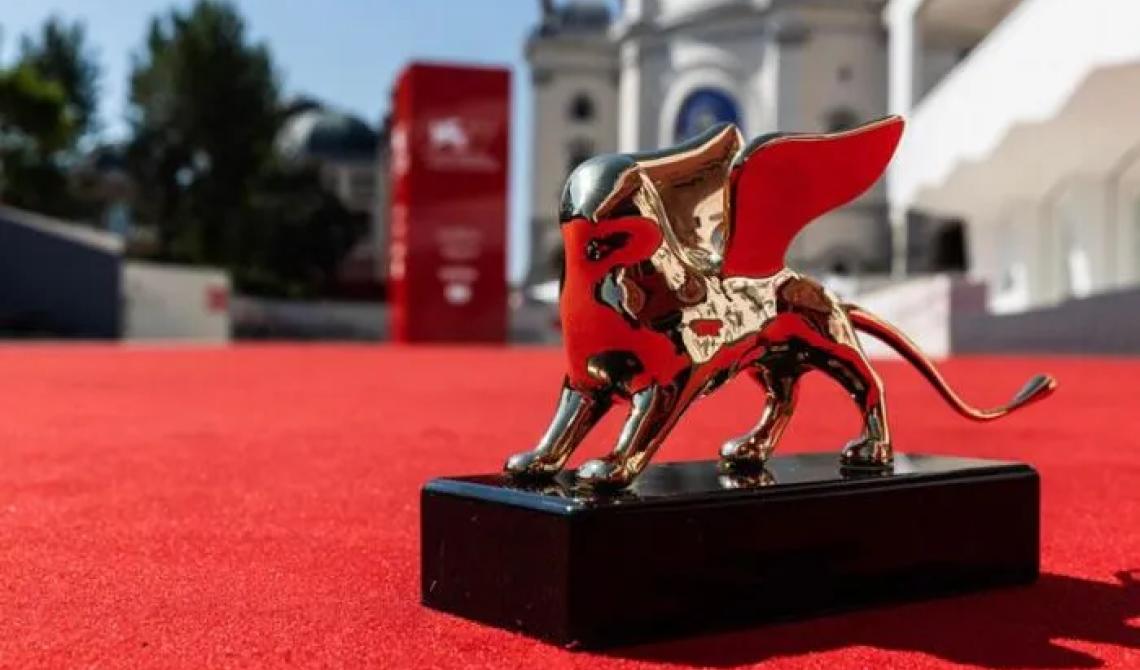 Venezia 82, trionfa Jarmusch: un Leone d’Oro tra cinema e politica