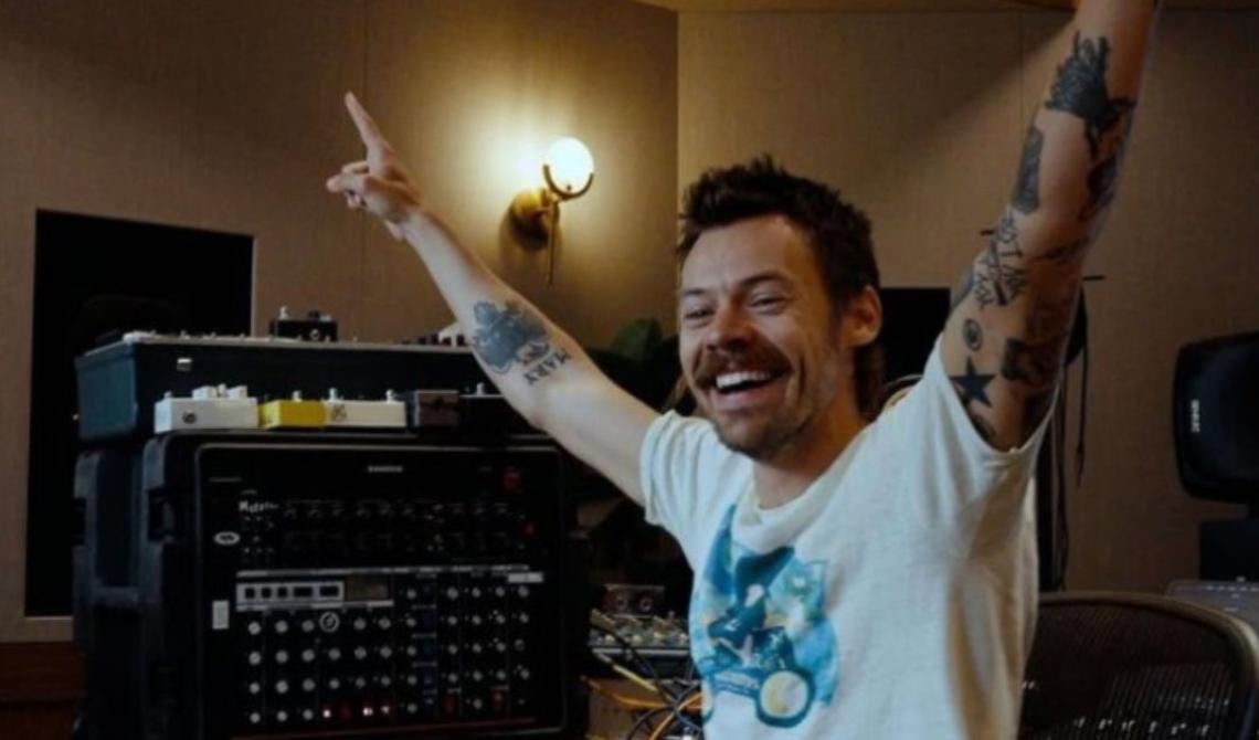 Harry Styles torna con &ldquo;Aperture&rdquo;: il nuovo singolo apre le porte a una nuova era