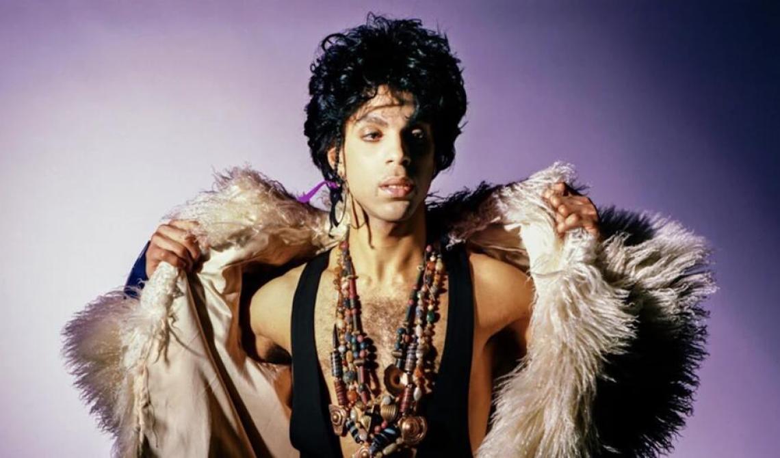 Dieci anni senza Prince: un inedito riaccende la sua leggenda