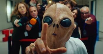 Ultimo inaugura il 2026 con &ldquo;Acquario&rdquo;: un tormentone che sorprende