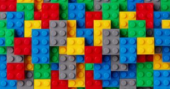 LEGO: da un&rsquo;idea semplice a un&rsquo;icona mondiale