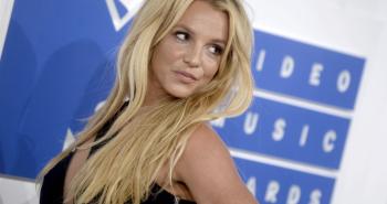 Britney Spears torna volontariamente in riabilitazione