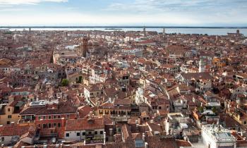 "Venezia: una città che vive di rendita, non di lavoro"