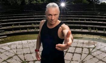 Bruce Dickinson