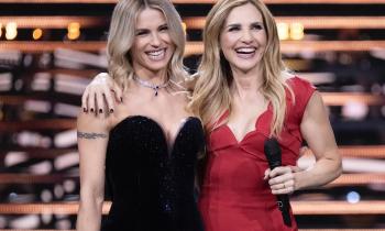 Michelle Hunziker & Lorella Cuccarini: Un'esplosione di nostalgia e talento a "Michelle Impossible & Friends"