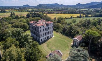 Visita guidata alla villa, alle grotte ed al Parco Frassanelle
