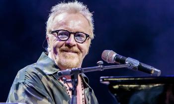 Umberto Tozzi annuncia l'addio ai concerti con un ultimo tour mondiale 