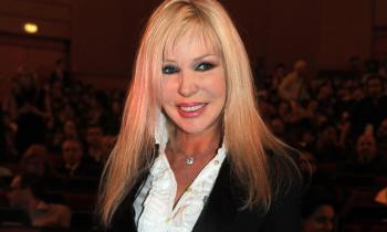 "Viva e vegeta", Ivana Spagna smentisce le fake news sulla sua morte