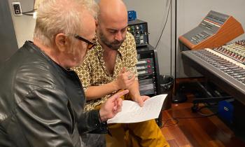 Umberto Tozzi duetta con Giuliano Sangiorgi in una nuova versione di "Donna amante mia"