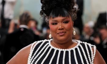 Lizzo non abbandonerà i palchi nonostante le offese 