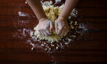 Mani in Pasta: Un Laboratorio di Cucina che unisce le generazioni