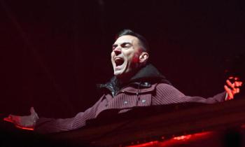 Gabry Ponte apre la finale di Sanremo 2025 con "Tutta l'Italia"
