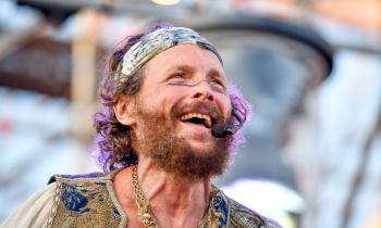Jovanotti riceve un dono speciale dai detenuti di Treviso