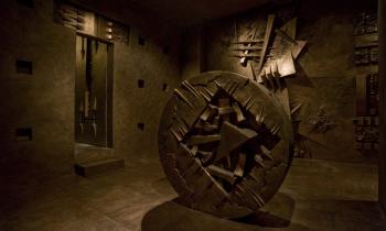 Riapertura del Labirinto di Arnaldo Pomodoro a Milano: un viaggio da scoprire