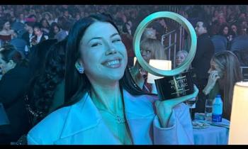 Anna trionfa ai Billboard Women in Music 2025