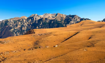 La magia del solstizio: escursione serale nella Valle delle Sfingi
