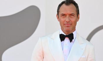 Jude Law protagonista con "Il mago del Cremlino": un viaggio nell’ascesa di Putin