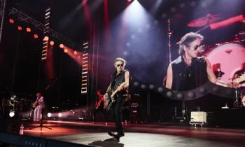 Ligabue infiamma Piazza Bra con un concerto a sorpresa