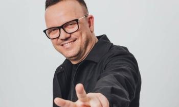 La storia di Gigi D'Alessio arriva al cinema: il biopic con Matteo Paolillo protagonista