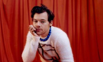 Harry Styles, il ritorno &egrave; nell'aria: indizi e album all'orizzonte