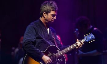 Noel Gallagher mette all'asta la sua storica chitarra